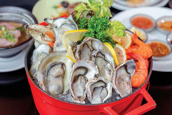 Saturday International Buffet - Amari Bangkok