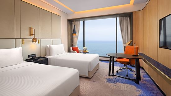 superior-ocean-view_twin_overview-2