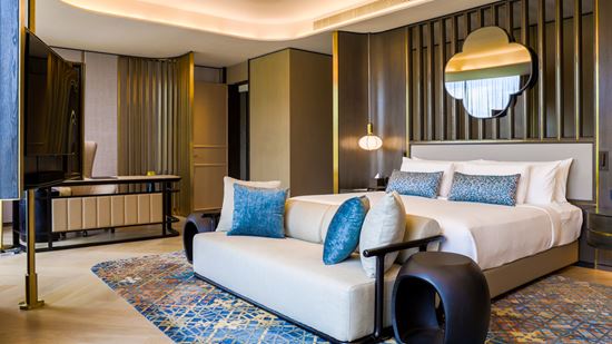 amari-suite_bedroom