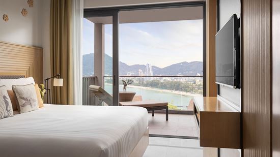 Club One Bedroom Suite Ocean View Balcony